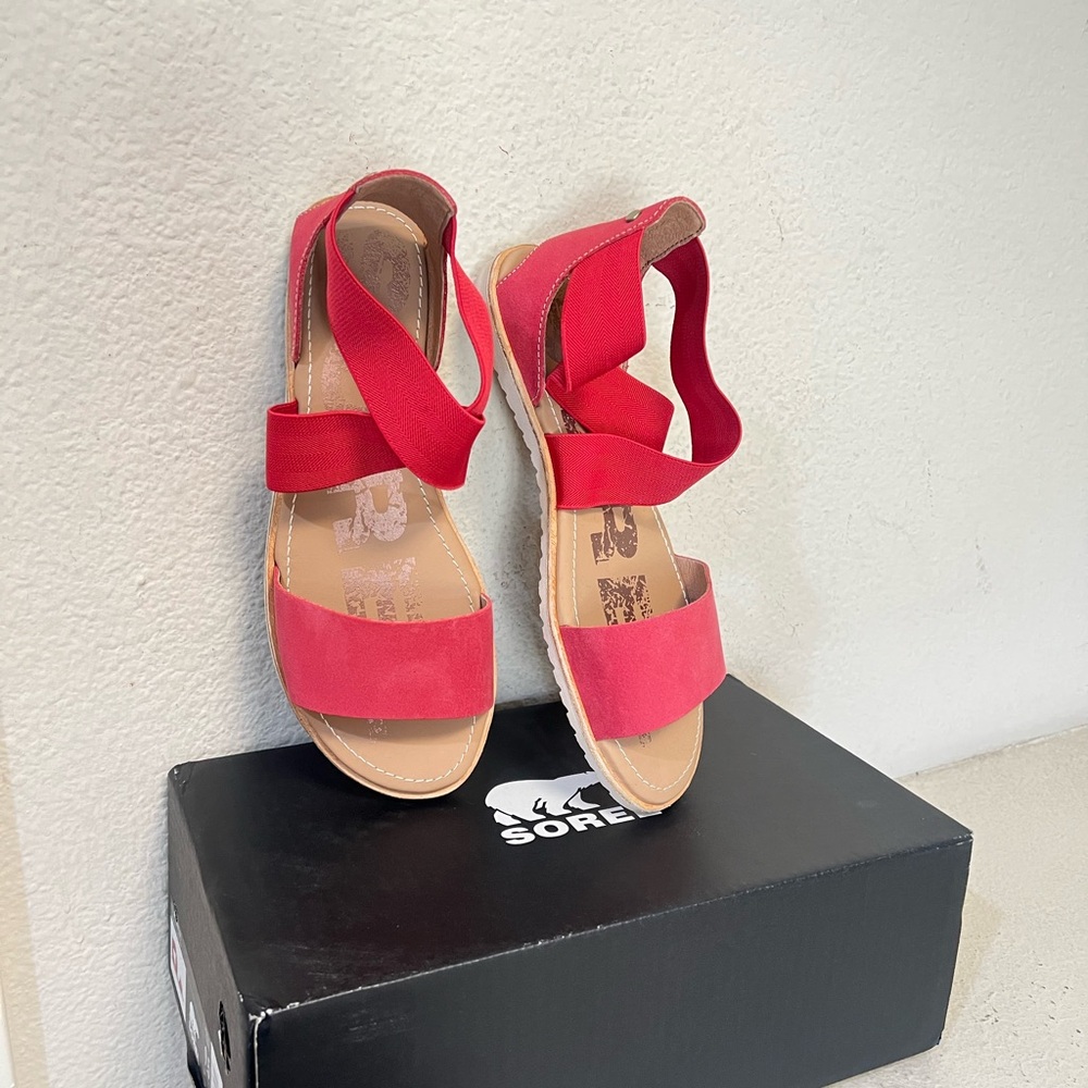 Sorel Ella II Red Leather Strap Sandals Summer comfort flats Size 9.5